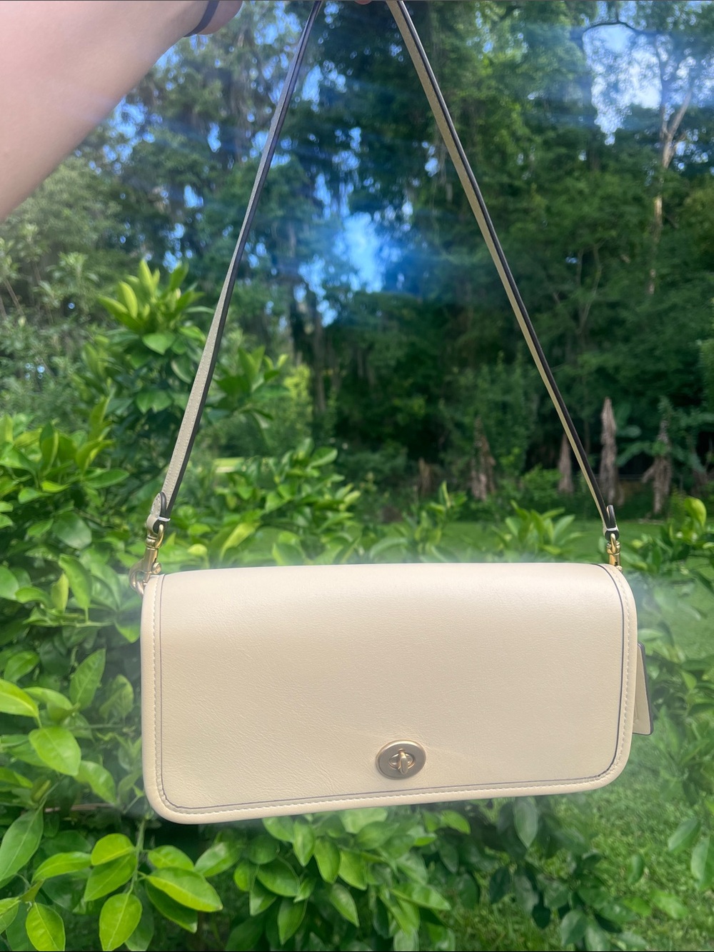 Cream coach Leather Shoulder Bag